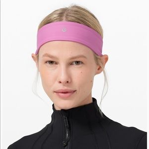 {NWT} Lululemon Fly Away Tamer II